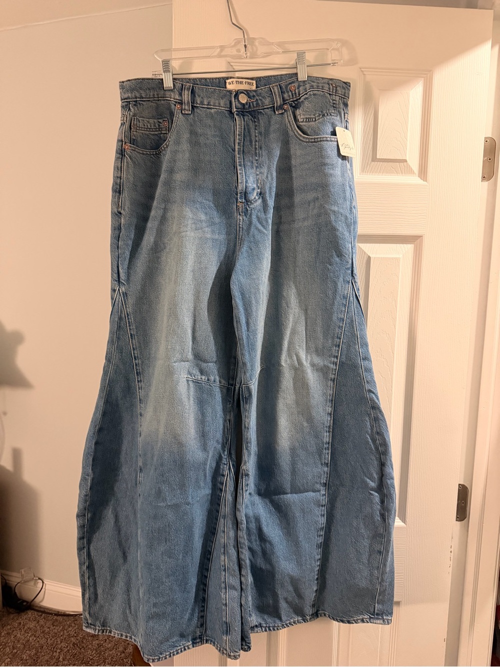 We the free eden high slouchy flare jeans - Picture 2 of 4